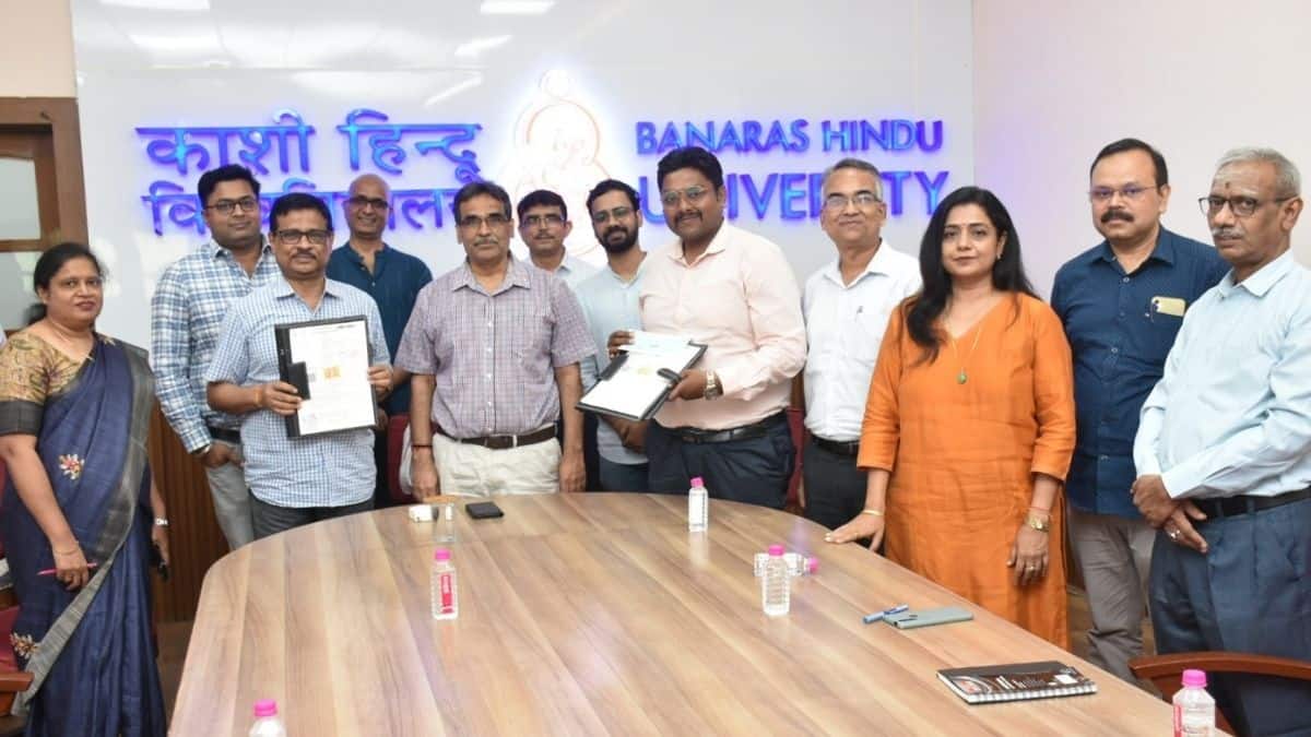 प्रो. संजय कुमार ने प्रौद्योगिकी हस्तांतरण में यह उपलब्धि हासिल करने के लिए बीएचयू टीम को बधाई दी।